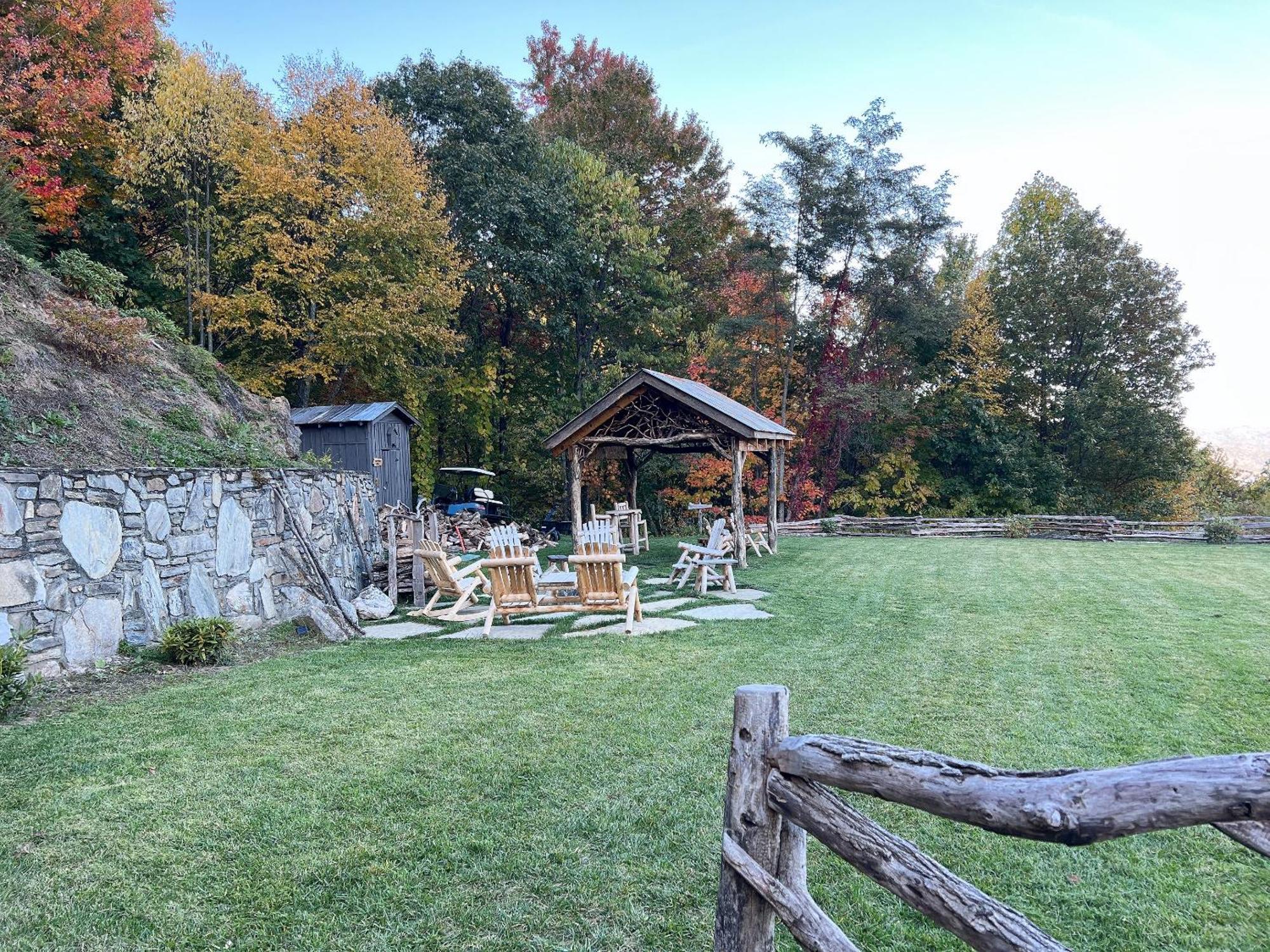 韦恩斯维尔 Elk & Embers Mountain Hideaway酒店 外观 照片